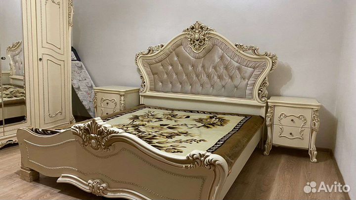 Спальный гарнитур бу