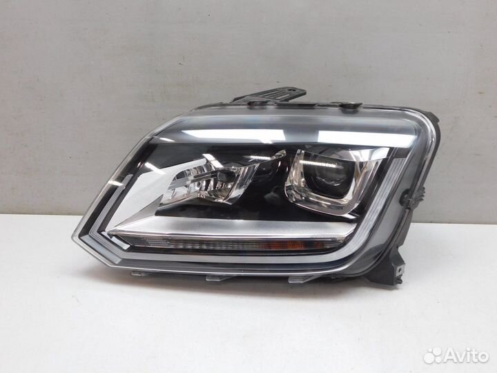 Фара левая Volkswagen Amarok