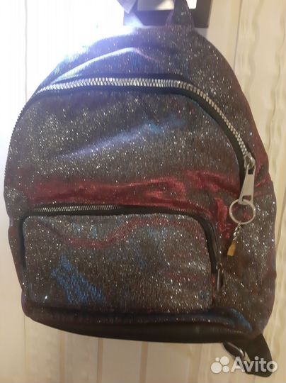 Рюкзаки школьные