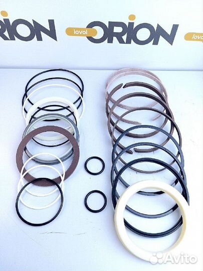 Ремкомплект цилиндра на колесный экскаватор lovol