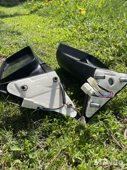 Боковые зеркала