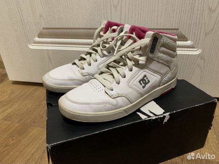 Кроссовки DC Shoes женские, 8.5 usa
