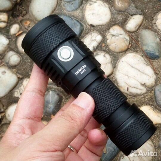 Яркий фонарик HaikeLite SC02 на cree MTG2 (США)