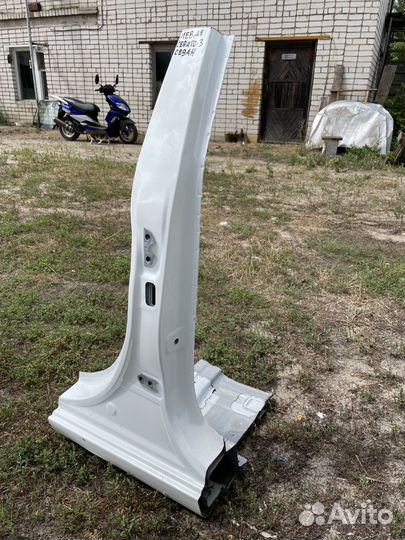 Стойка кузова средняя левая Киа Серато 3