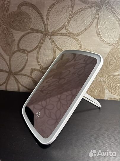 Зеркало настольное