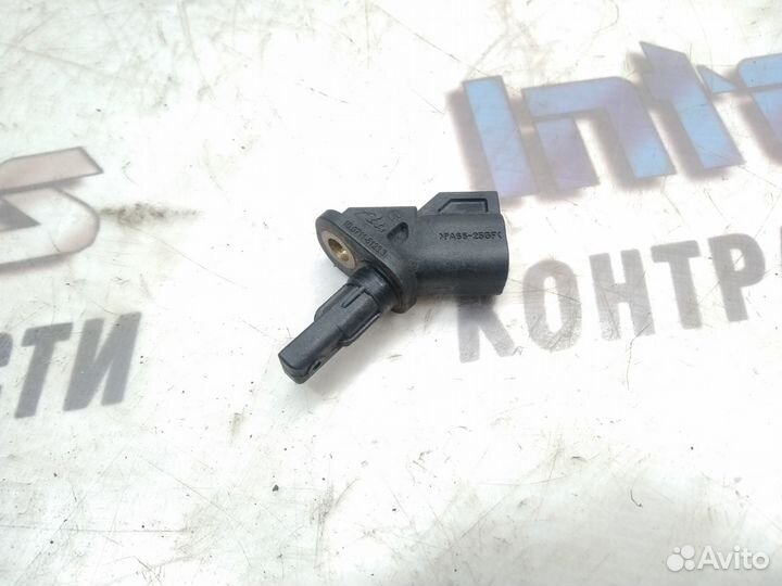 Датчик abs передний Mazda 3 BL 2009