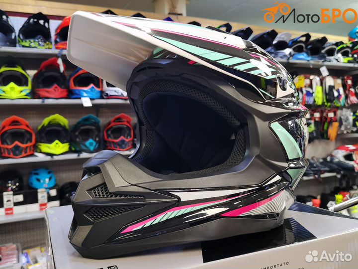 Шлем кроссовый