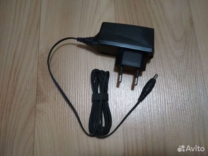 Зарядное устройство Nokia AC-2E