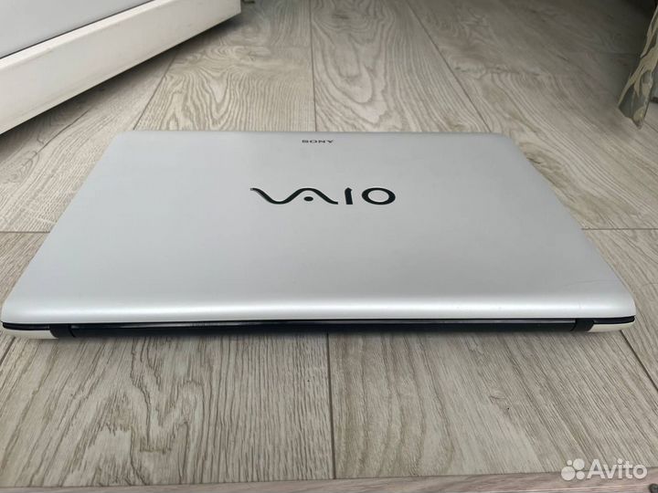 Ноутбук Sony Vaio i5