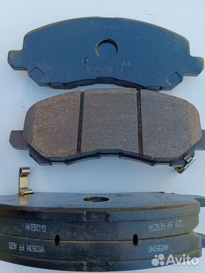 Тормозные колодки перед mitsubishi outlander 3