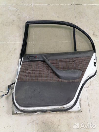Дверь задняя правая Toyota Corona ST190