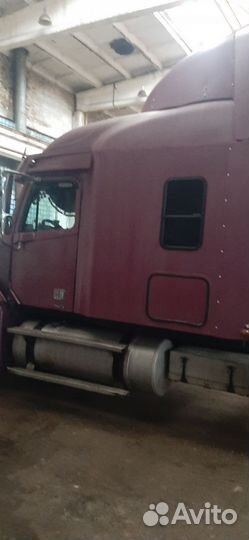 Freightliner Columbia, 2003