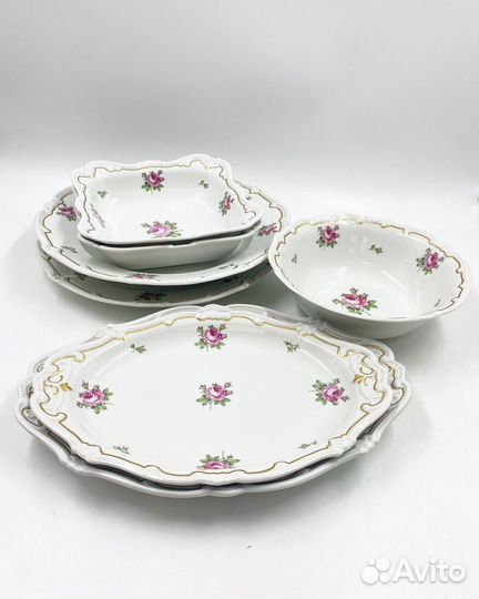 Сервиз столовый на 12 персон Розы Weimar