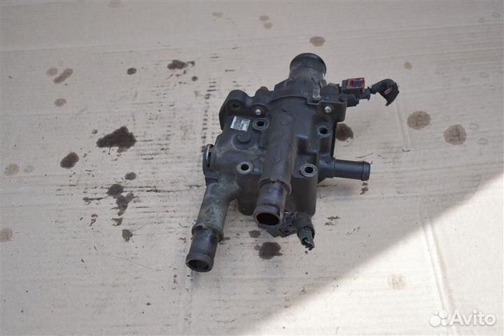 Корпус термостата Opel Astra J хэтчбек 5Д A16XER