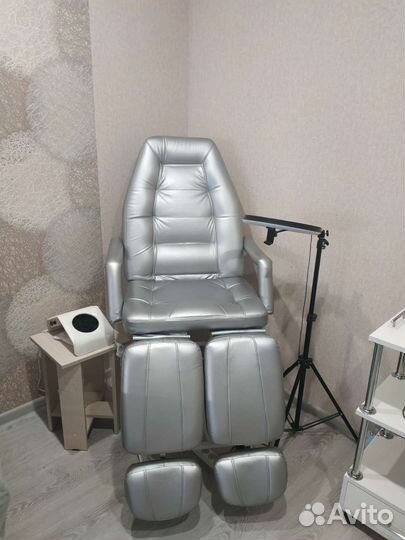 Маникюр, педикюр