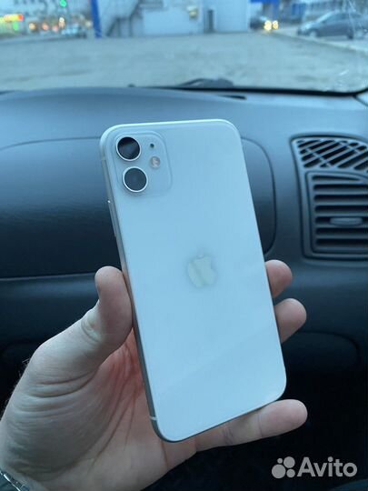 iPhone 11 на 128