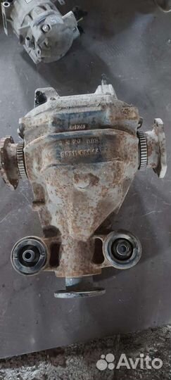 Редуктор задний на Nissan Skyline v35