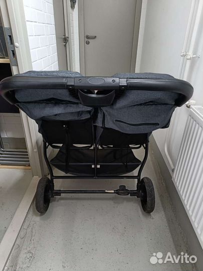 Коляска для двойни pituso
