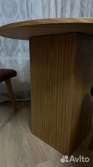 Кухонный стол и стулья комплект новые