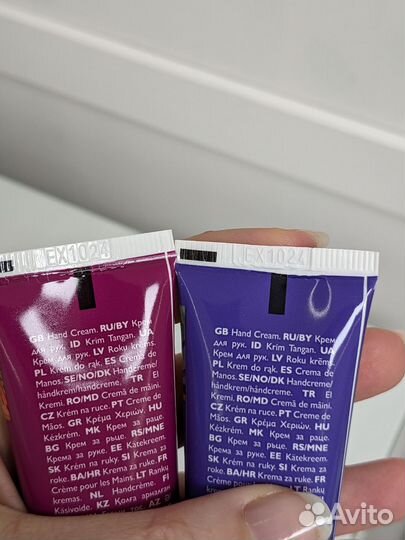 Крема для рук Oriflame Secret Garden