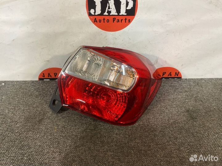 Фонарь правый Subaru Xv GP