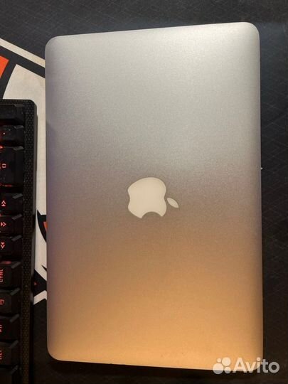 Apple MacBook Air 11