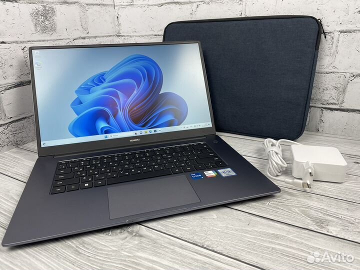 Игровой ноутбук Huawei MateBook D15 BoDE-WDH9