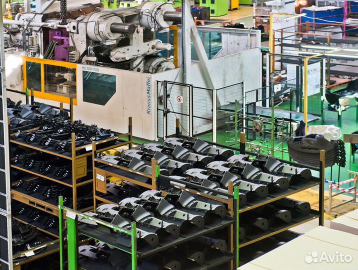 Сборщица (к) пластиковых изделий