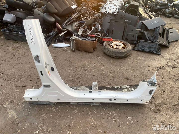 Правый порог со стойкой Toyota Camry V50