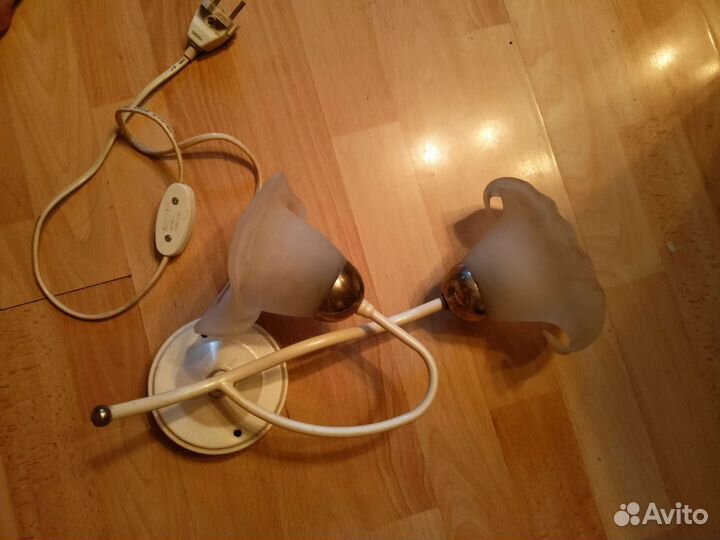 Настенный светильник бра