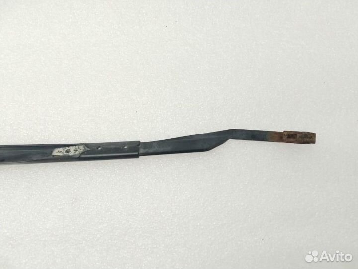 Поводок стеклоочистителя левый Toyota Corolla E150