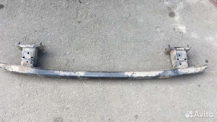 Усилитель заднего бампера Mercedes W220