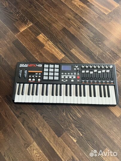 Midi клавиатура akai mpk49