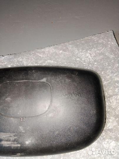 Боковое зеркало