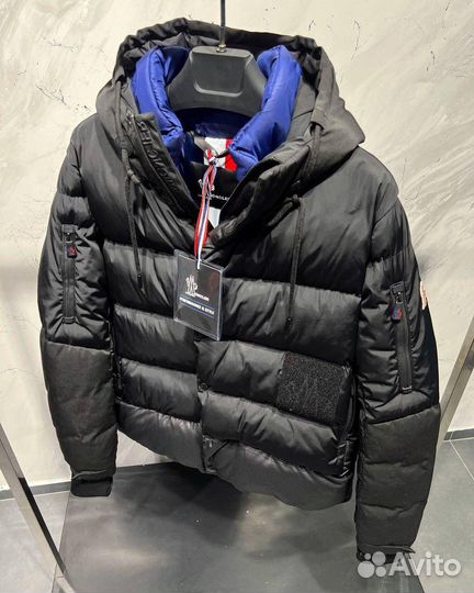 Пуховик Moncler пух