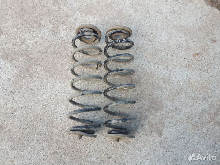 Пружина подвески пара Skoda Octavia A5