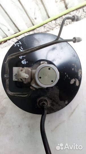 Усилитель тормозов вакуумный Ford Focus l