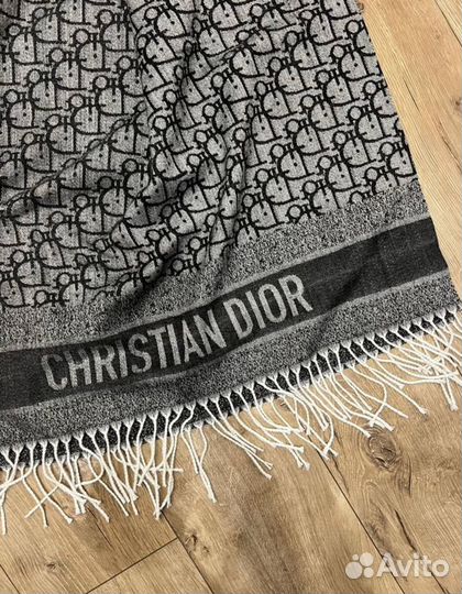 Палантин женский