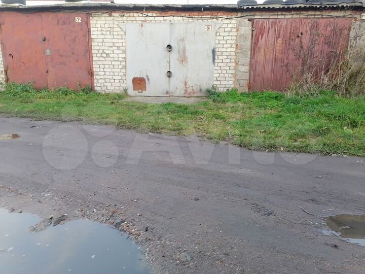 Гараж, > 30 м²