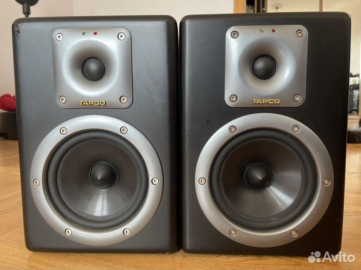 Колонки мониторы Tapco S5 by Mackie