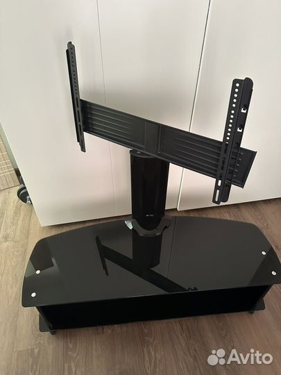 Стойка под телевизор