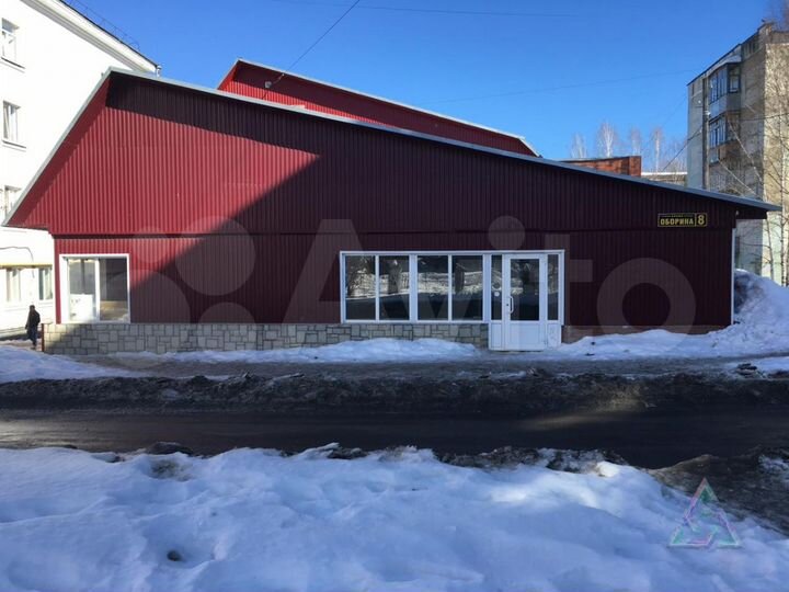 Сдам торговое помещение, 192 м²