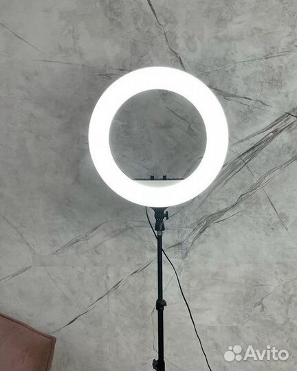 Кольцевая лампа 36 см + штатив 2м