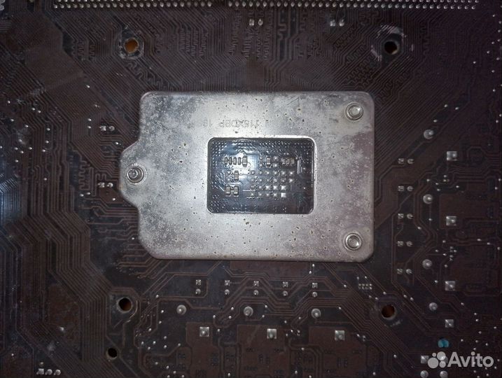 Материнская плата LGA1155 Asus Z68 неисправна