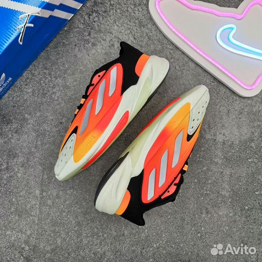 Кроссовки Adidas Ozelia Новые Мужские