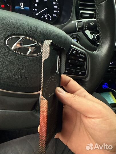 Чехол на iPhone 14 pro pitaka