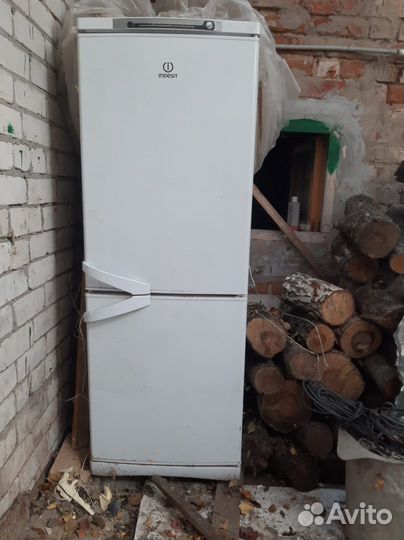 Холодильник на запчасти
