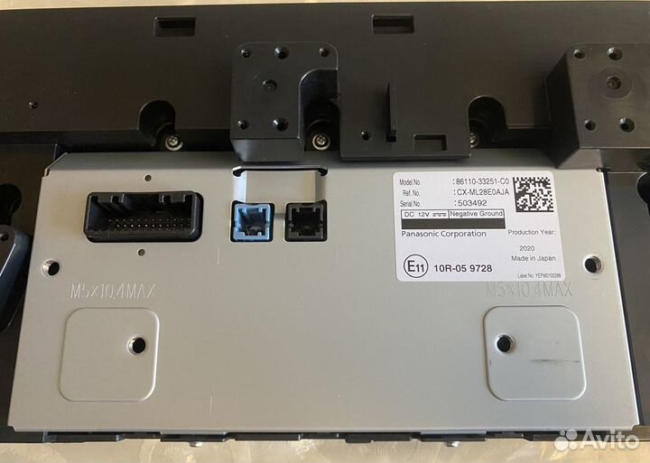 Штатный экран Lexus ES 250 (2020)