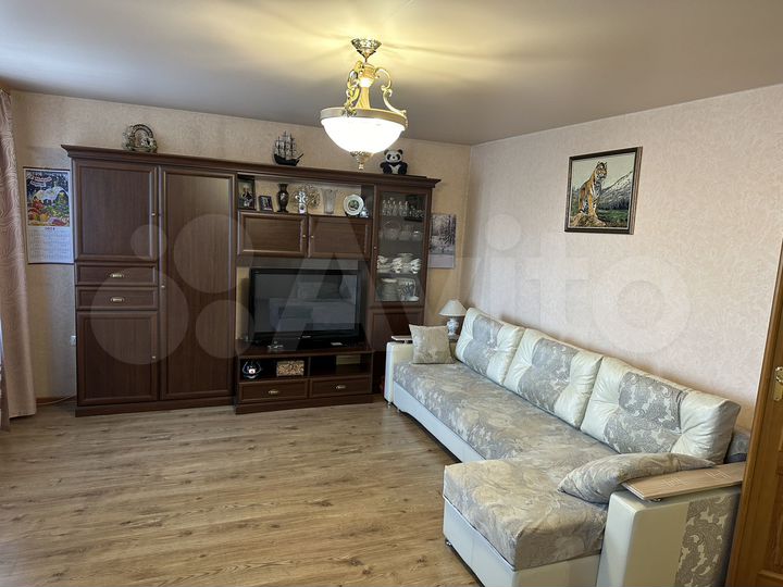 2-к. квартира, 62,6 м², 1/6 эт.