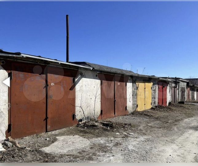 Гараж, > 30 м²